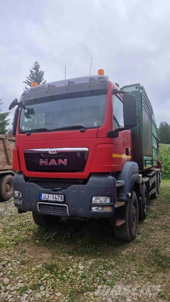 MAN TGS + Neuson 1266 Ağaç öğütücüler