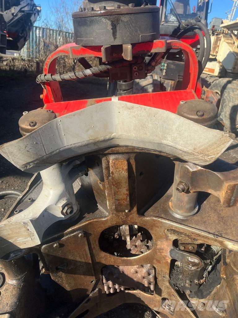 Komatsu 901 TX Biçerdöverler