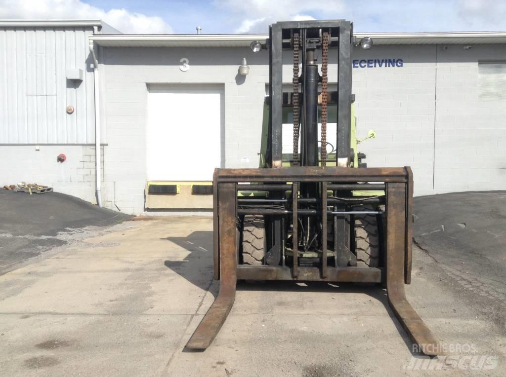 Clark CHY300D Diger