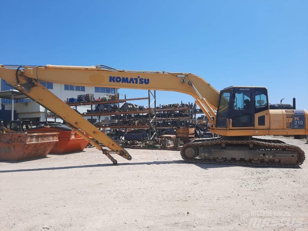 Komatsu PC 210 Paletli ekskavatörler
