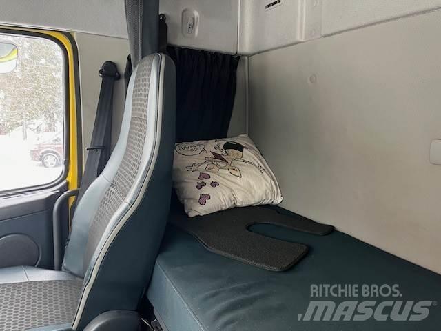 Volvo FM 13 8*4 Araç üzeri vinçler