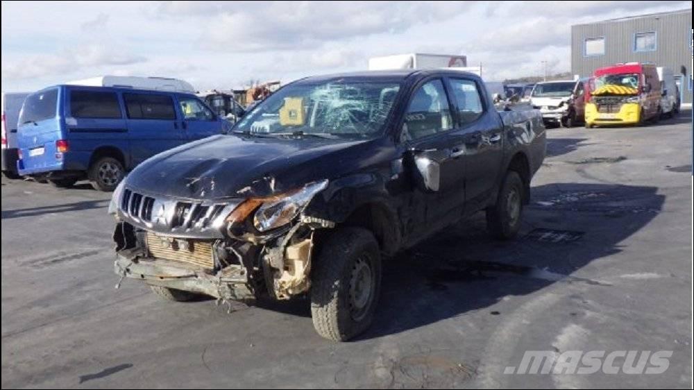 Mitsubishi L 200 4 Pikaplar