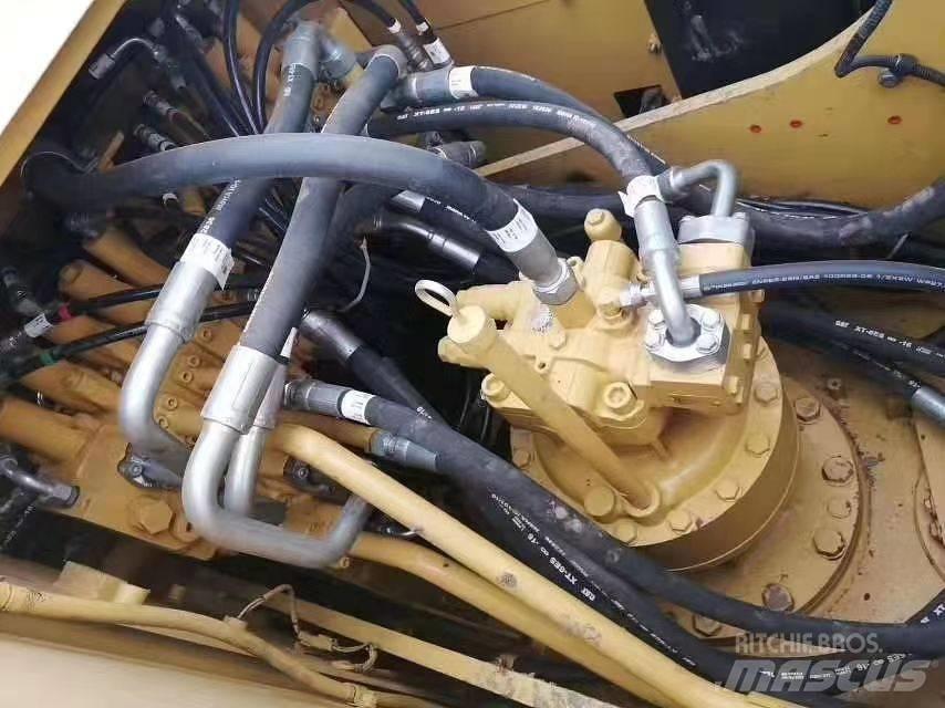 CAT 320 D Paletli ekskavatörler