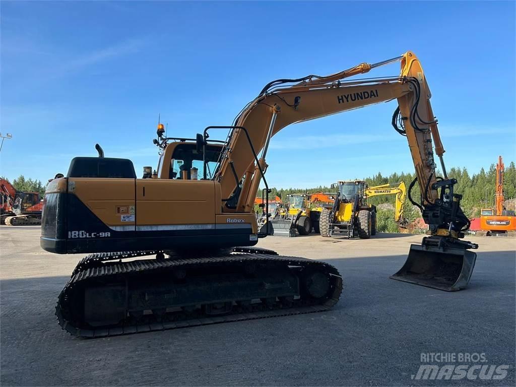 Hyundai R180LC-9A Paletli ekskavatörler