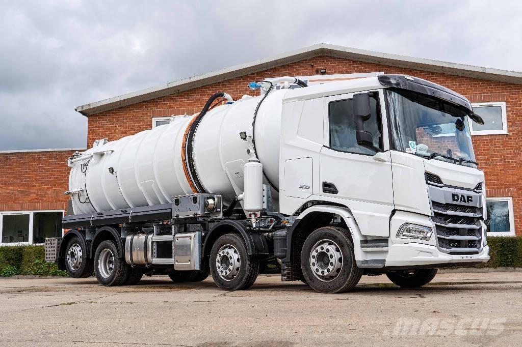 DAF XD 450 FAX 8x2 Tankerli kamyonlar