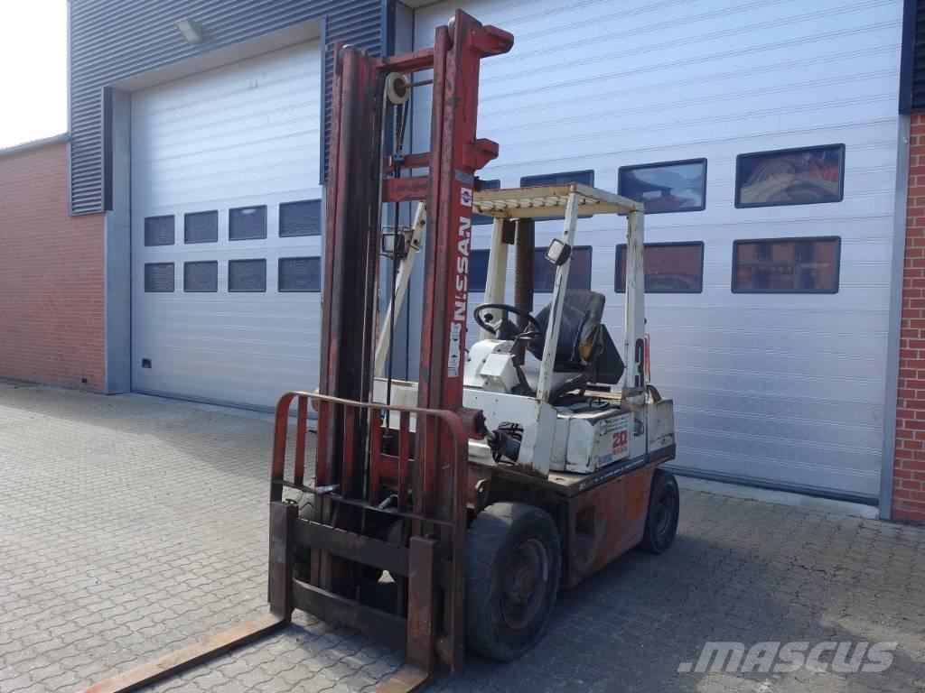 Nissan EH 02 A 20U Dizel forkliftler