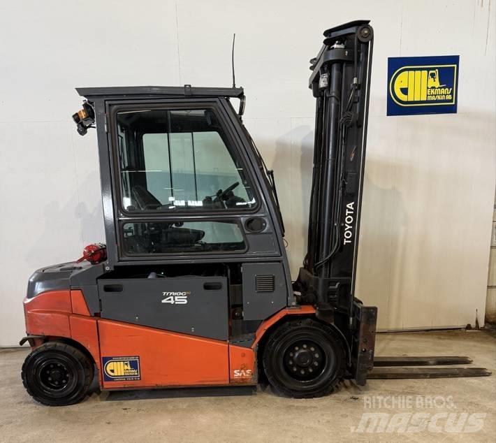 Toyota Truck 8FBMT45 Elektrikli forkliftler