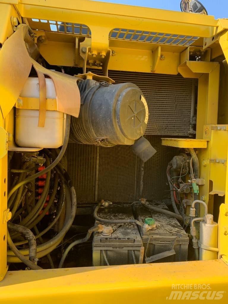 Komatsu PC 130 Paletli ekskavatörler