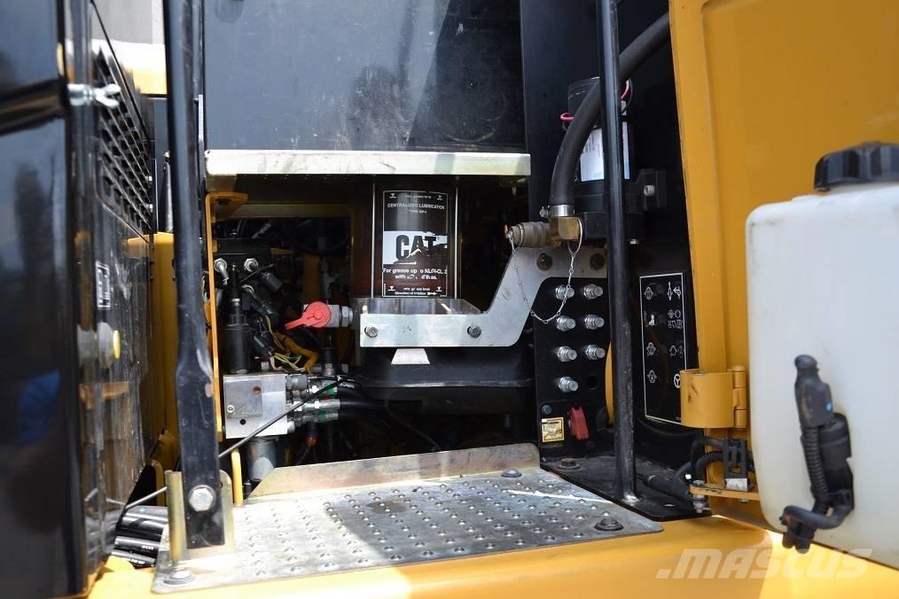 CAT M 315 D Lastik tekerli ekskavatörler