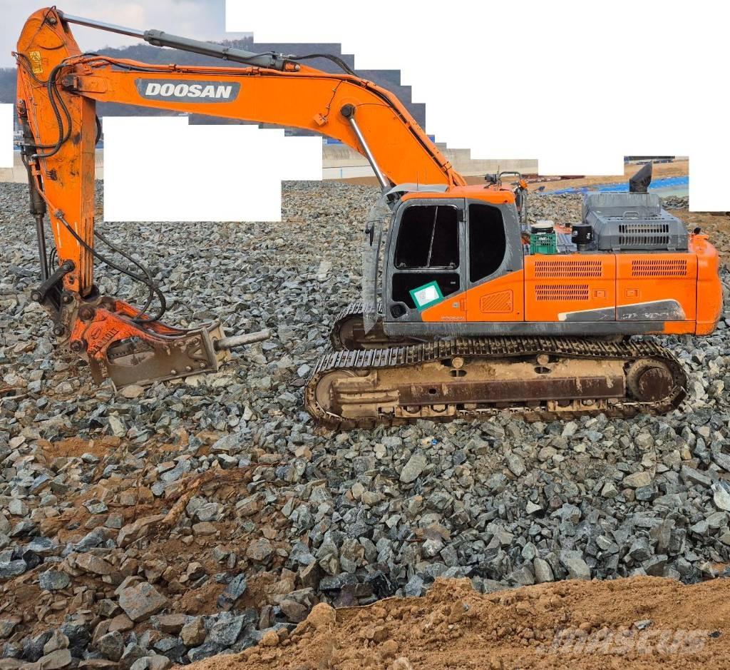 Doosan DX 300 LC-5 Paletli ekskavatörler