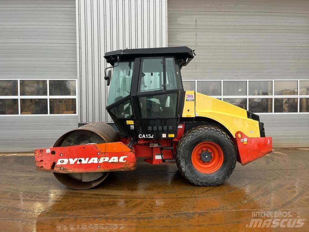 Dynapac CA152D Tek tamburlu silindirler