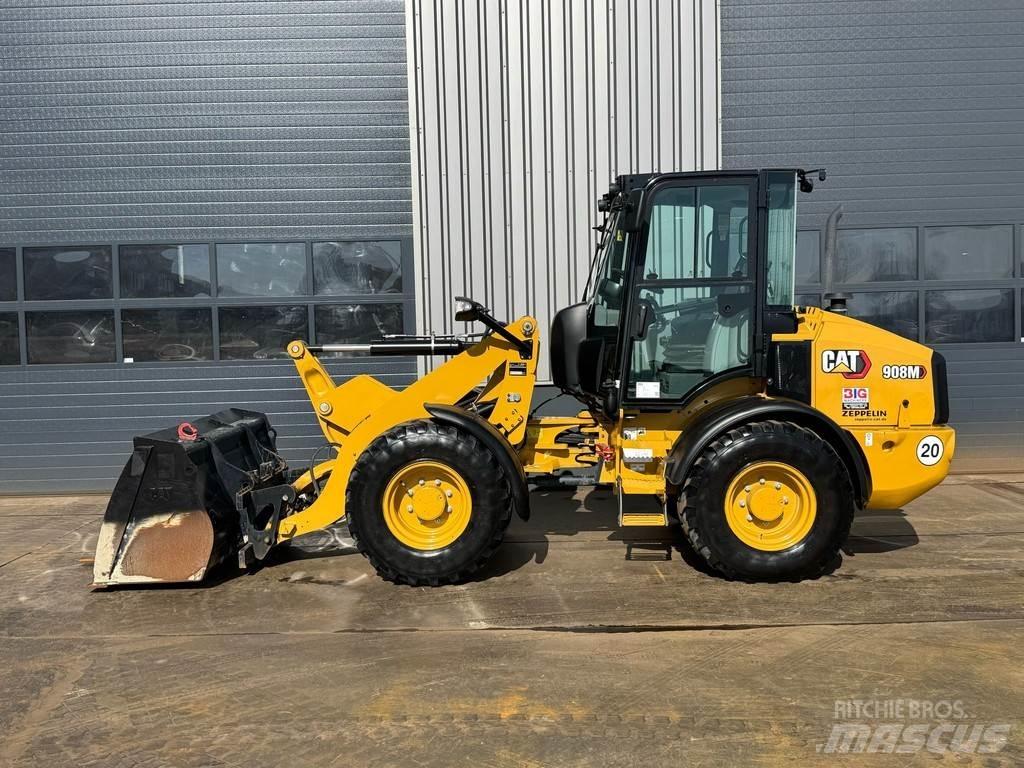 CAT 908M Tekerlekli yükleyiciler