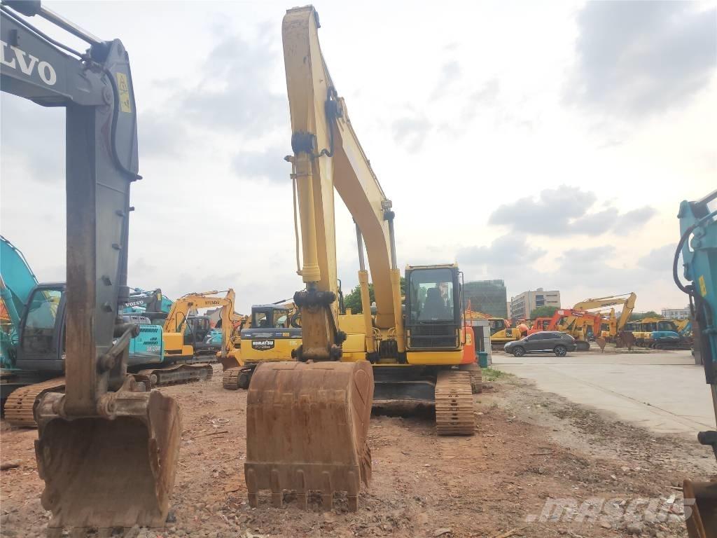 Komatsu PC210-8 Paletli ekskavatörler