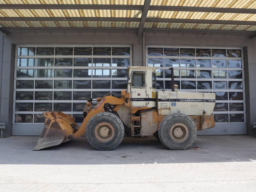 International 530 A Tekerlekli yükleyiciler