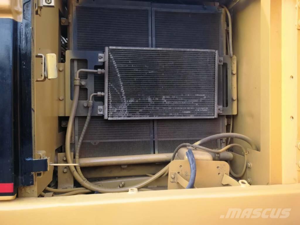 CAT 320C Paletli ekskavatörler