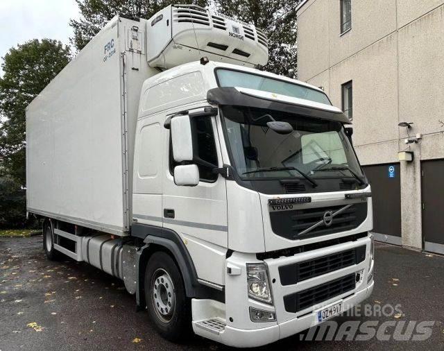 Volvo FM-4X2R Kapali kasa kamyonlar