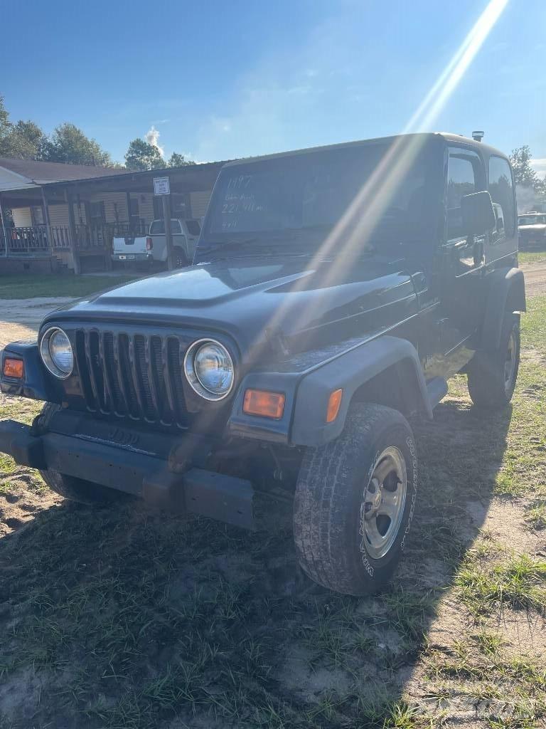 Jeep Wrangler Otomobiller