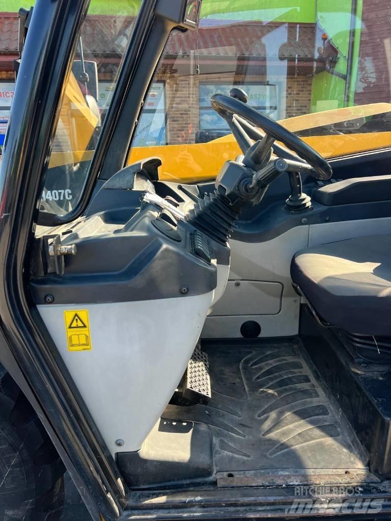 CAT TH 407 C Teleskopik yükleyiciler
