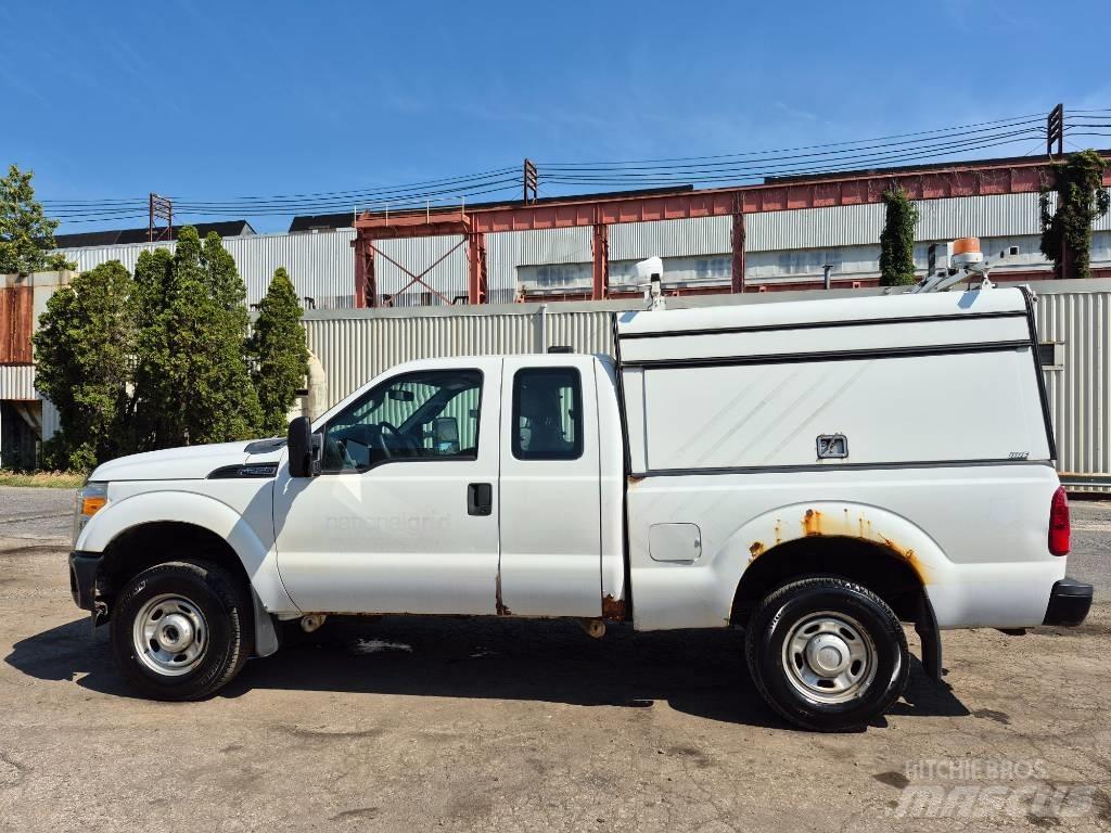 Ford F 250 Diger