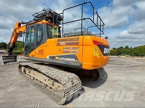 Doosan DX 225 LC Paletli ekskavatörler