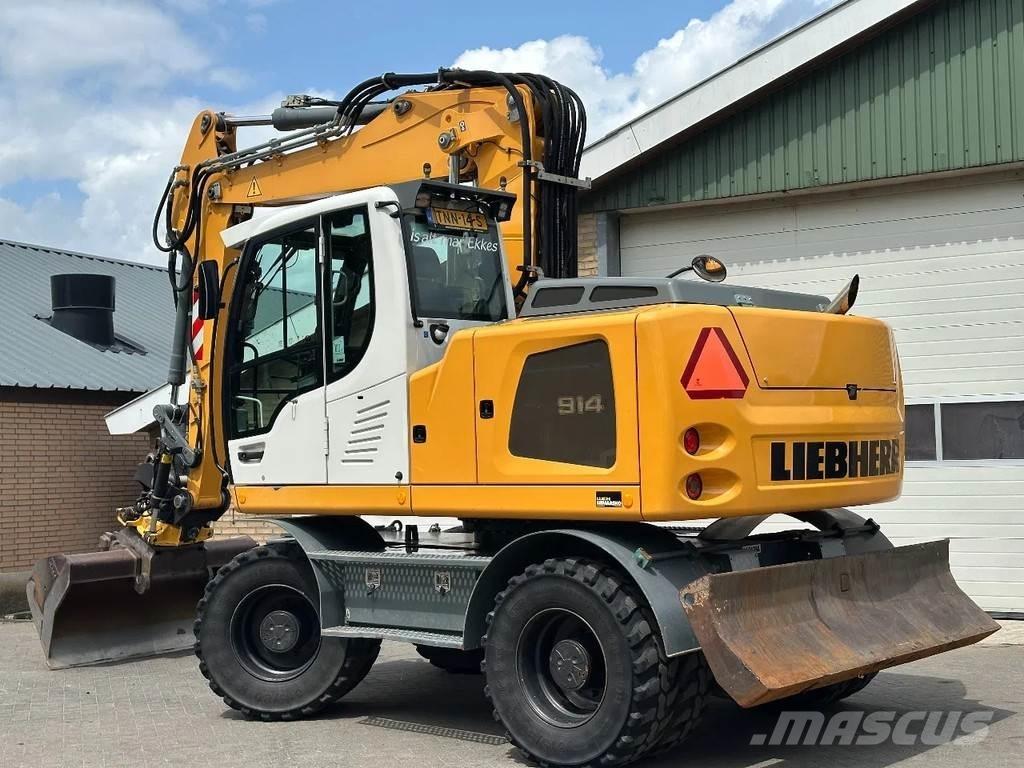 Liebherr A914 Lastik tekerli ekskavatörler