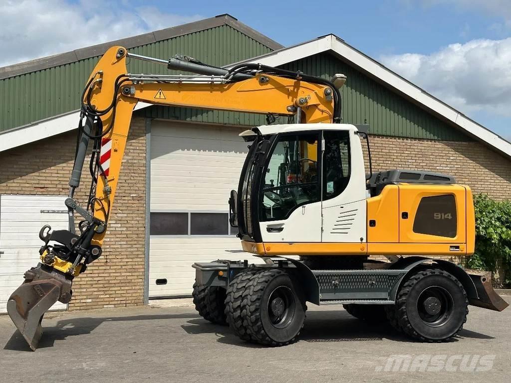 Liebherr A914 Lastik tekerli ekskavatörler
