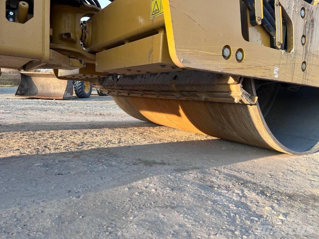 CAT CS12 GC Zemin sıkıştırma makineleri