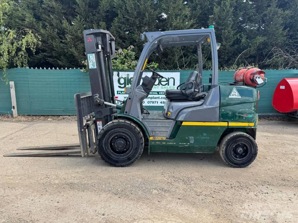Mitsubishi FG 45 NT LPG'li forkliftler