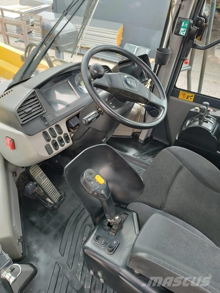 Komatsu WA 500 Tekerlekli yükleyiciler