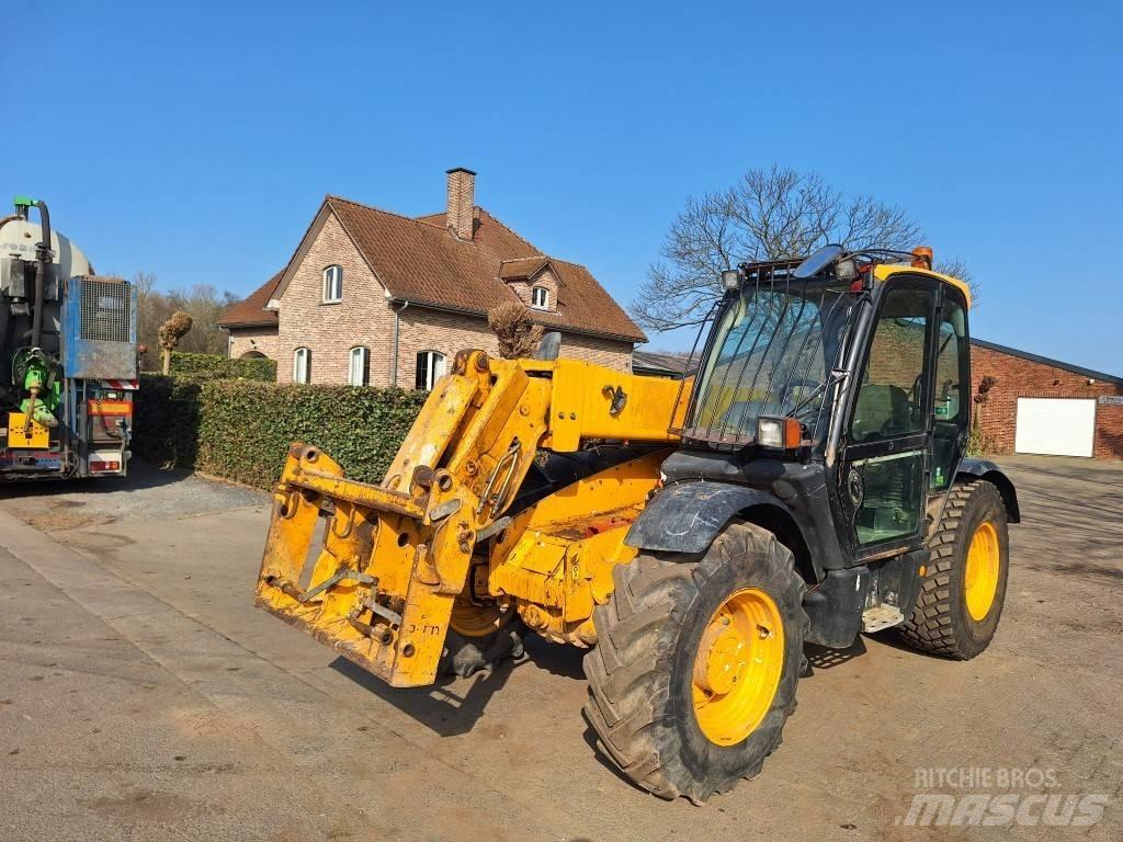 JCB 531-70 Tarimsal teleskopik yükleyiciler