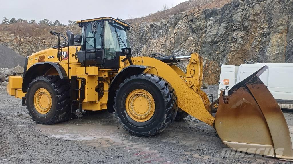 CAT 982 M Tekerlekli yükleyiciler