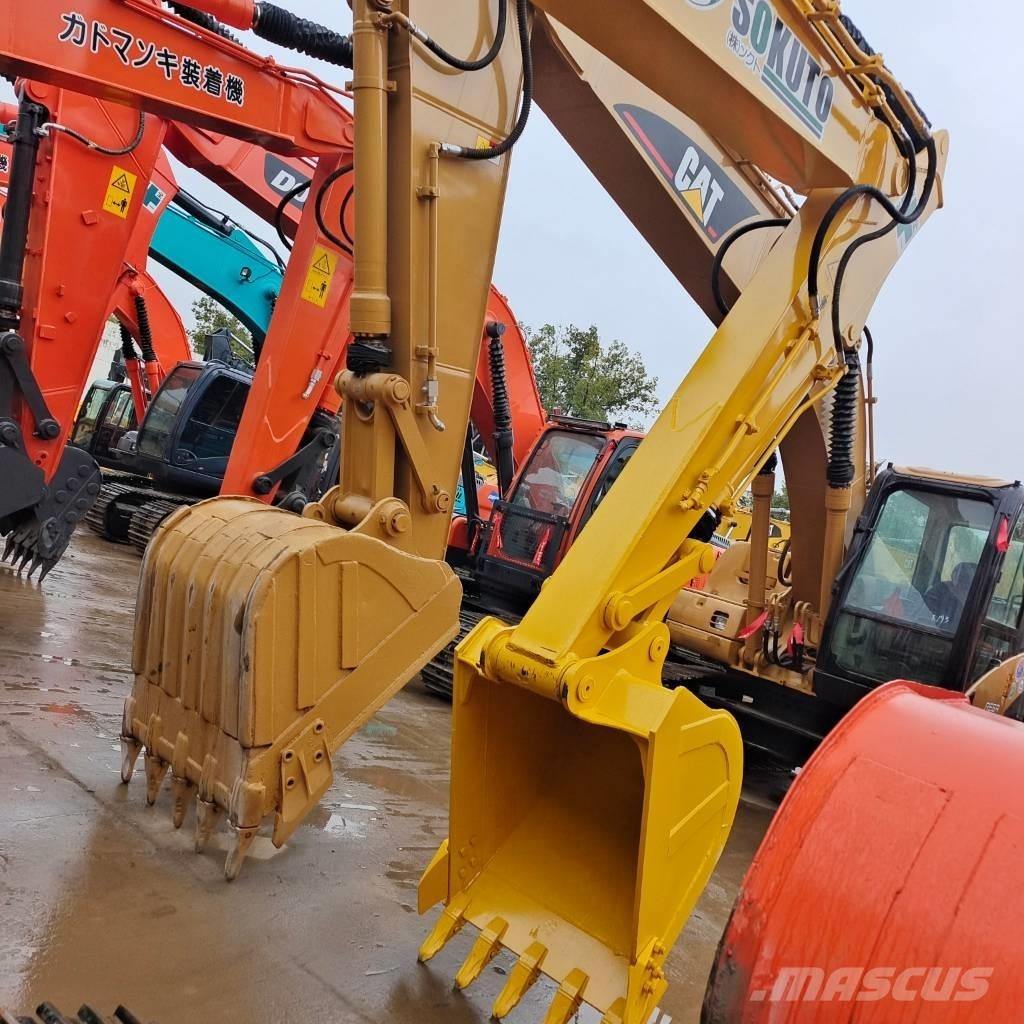 Komatsu PC 130-7 Paletli ekskavatörler