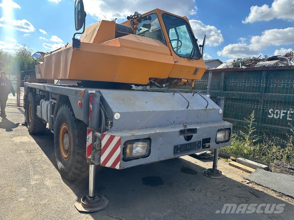 Krupp KMK 2020 Yol-Arazi Tipi Vinçler (AT)