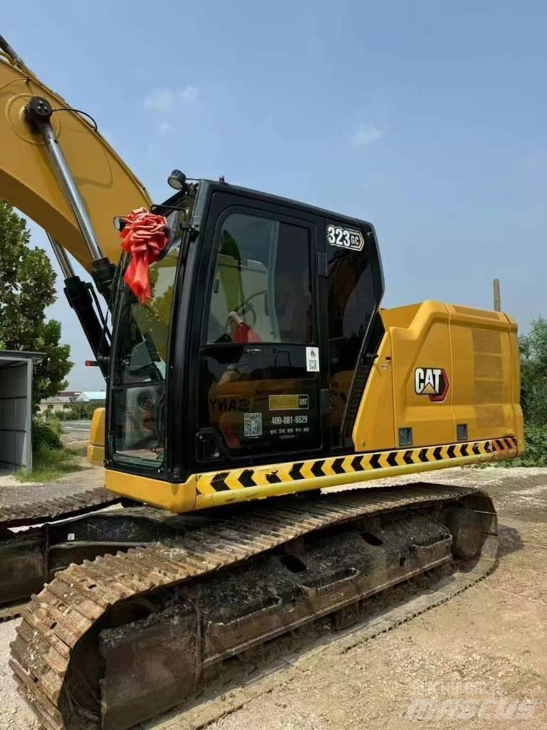 CAT 323GC Paletli ekskavatörler