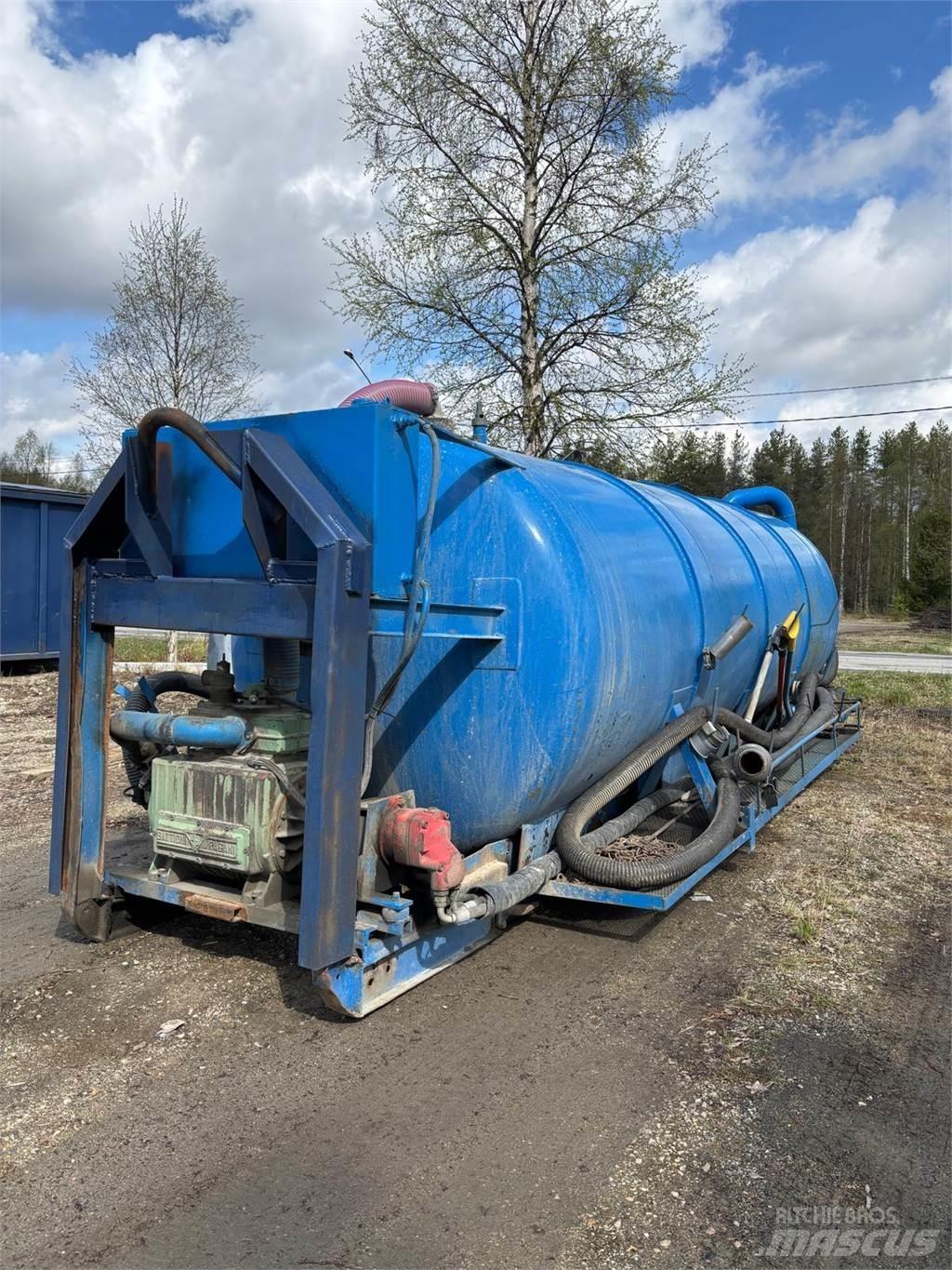  Omateko säiliö Tanklar