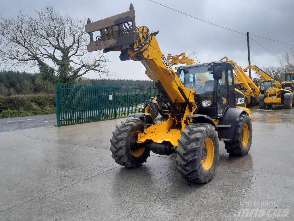 JCB TM 320 Tarimsal teleskopik yükleyiciler