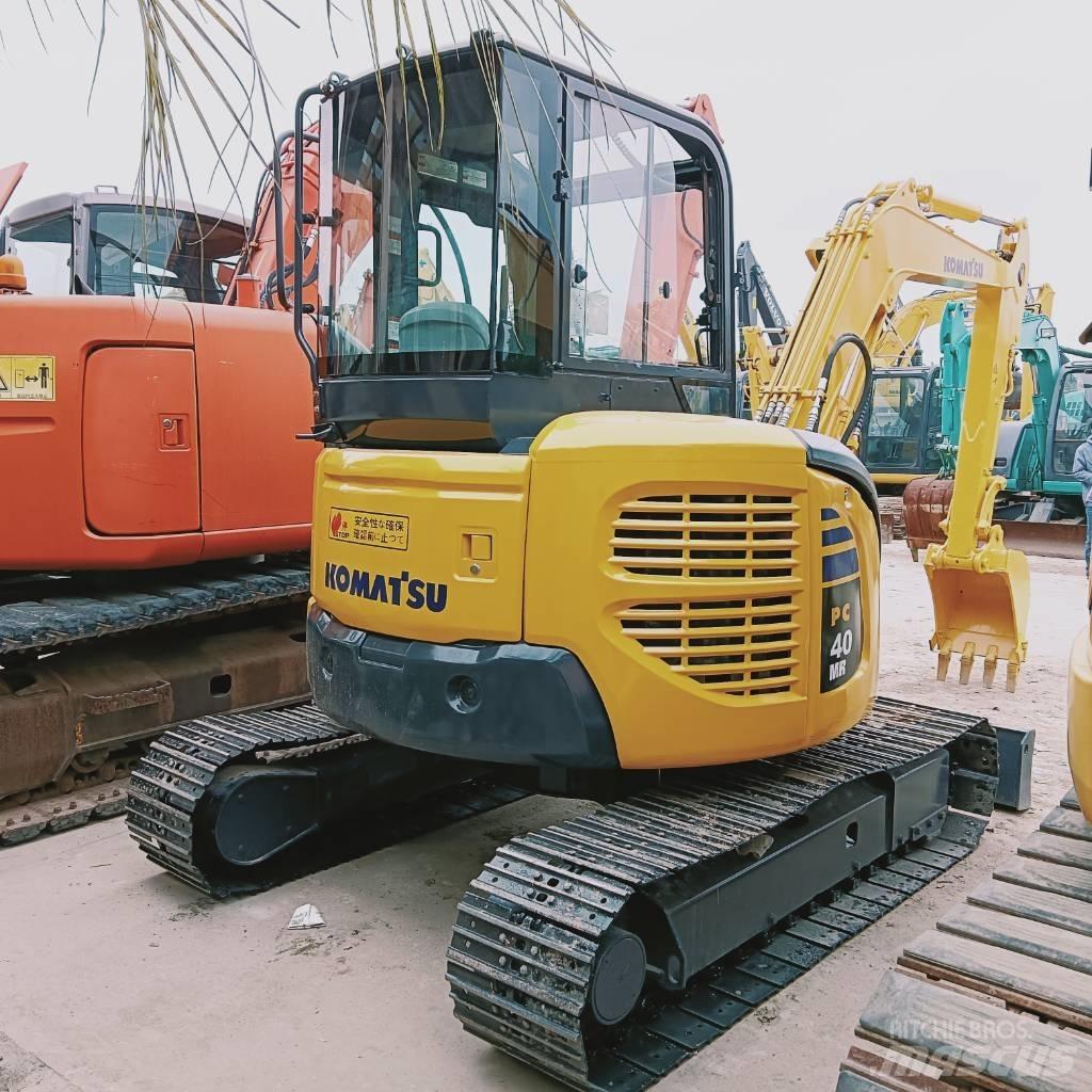 Komatsu PC 40 Paletli ekskavatörler