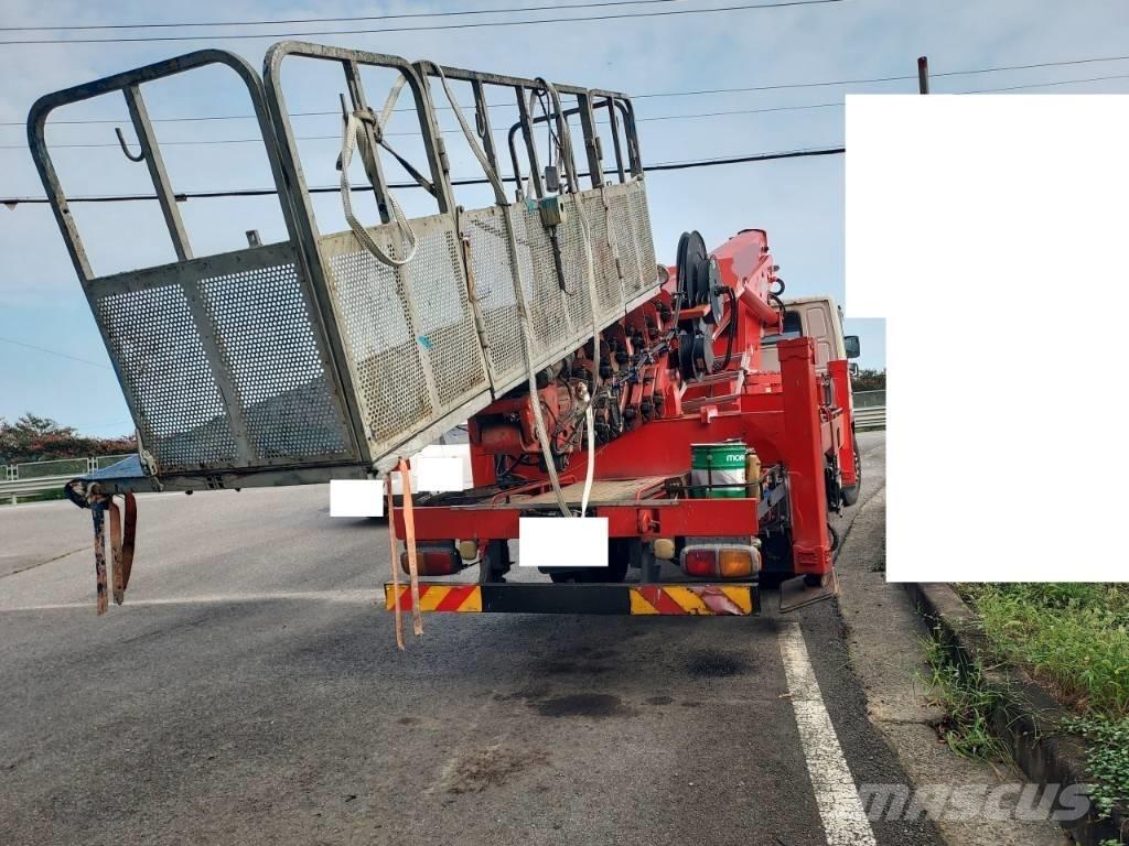 Horyong SKY450 Araç üstü platformlar