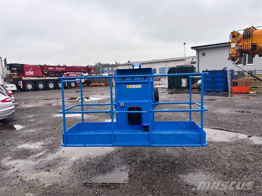 Genie S-85 4X4 Çekiciler