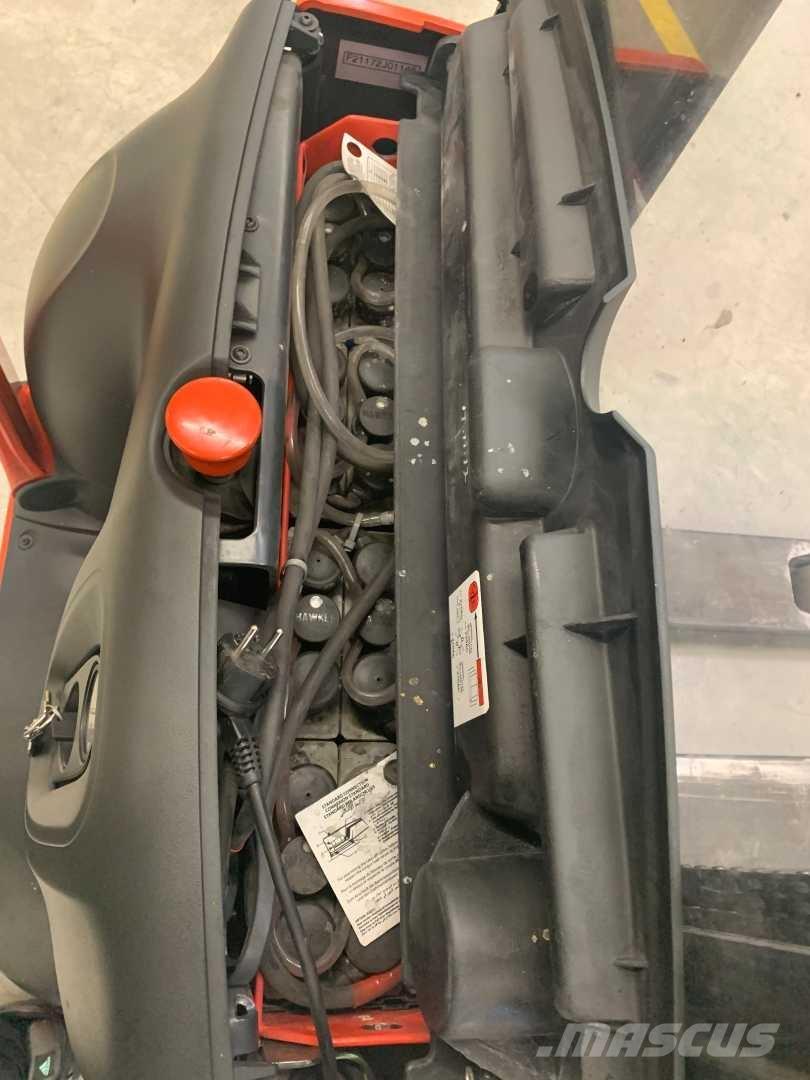 Linde L12 Akülü depo ekipmanları