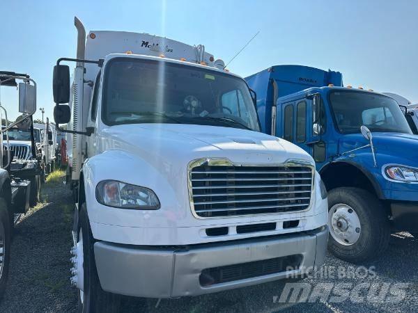 Freightliner M2 Atik kamyonlari