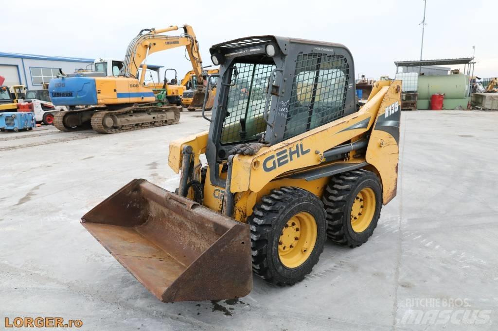 Gehl R 135 Skid steer loderler