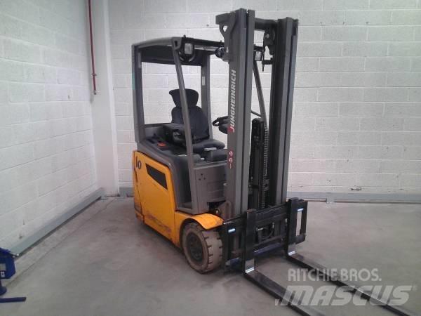 Jungheinrich EFG 215 Elektrikli forkliftler