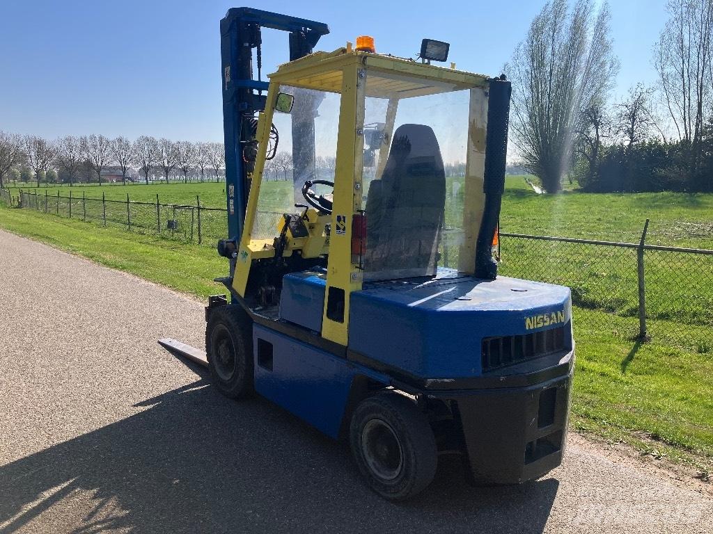 Nissan Heftruck Dizel forkliftler