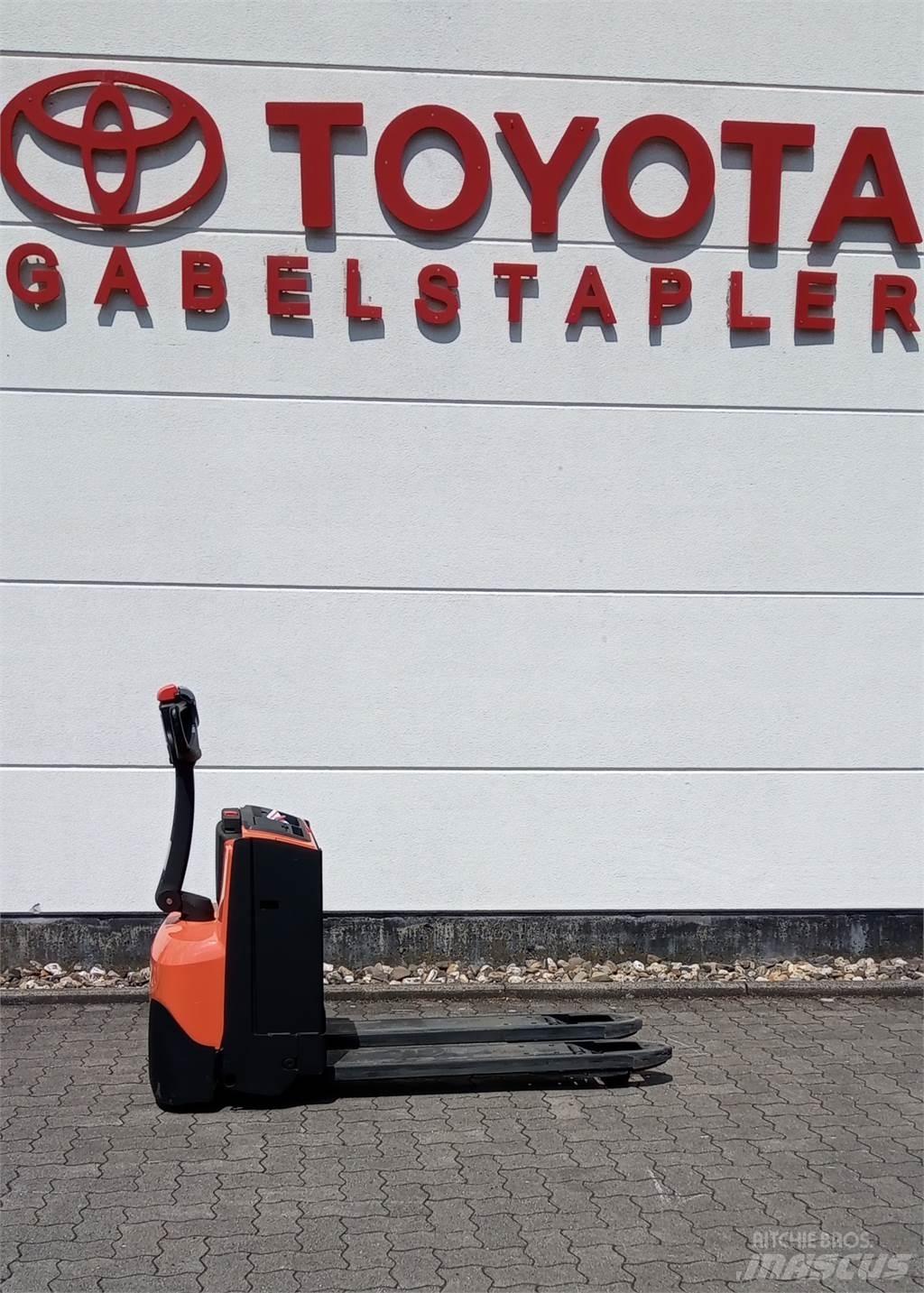 Toyota LWE 160 Düsük seviye kaldirici