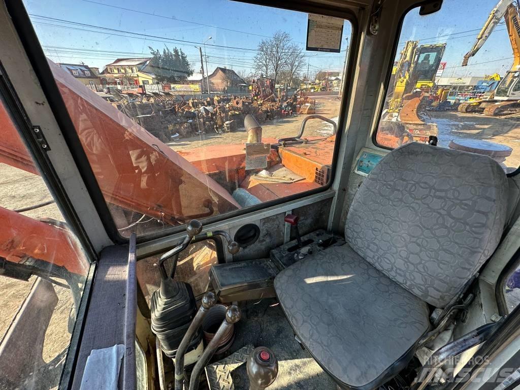 Hitachi EX 60 URG Mini ekskavatörler, 7 tona dek