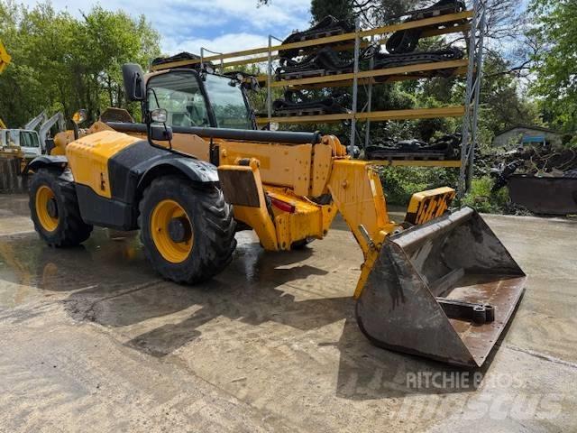 JCB 540-140 Teleskopik yükleyiciler