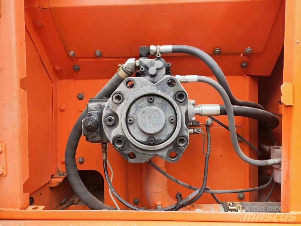 Doosan DX 300 LC Paletli ekskavatörler