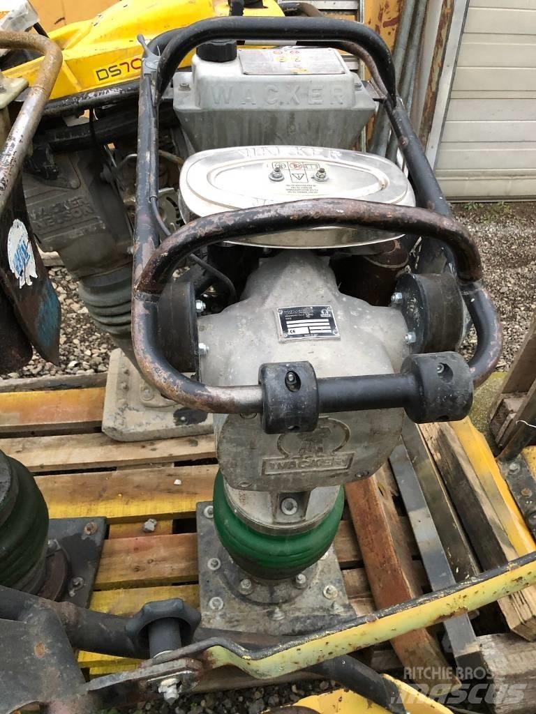 Wacker BS60-2i Sıkıştırma tokmakları