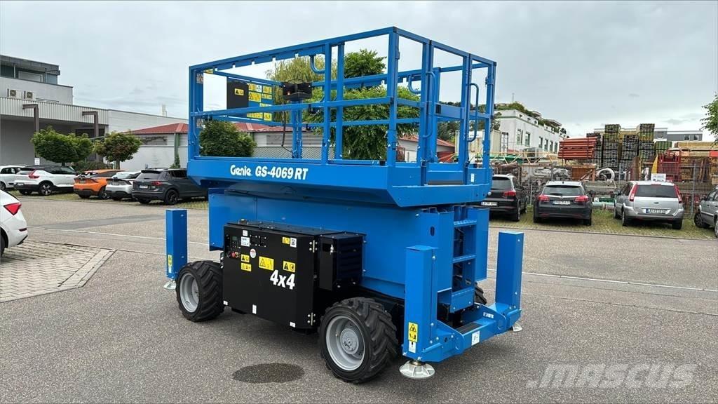 Genie GS-4069 RT Makasli platformlar